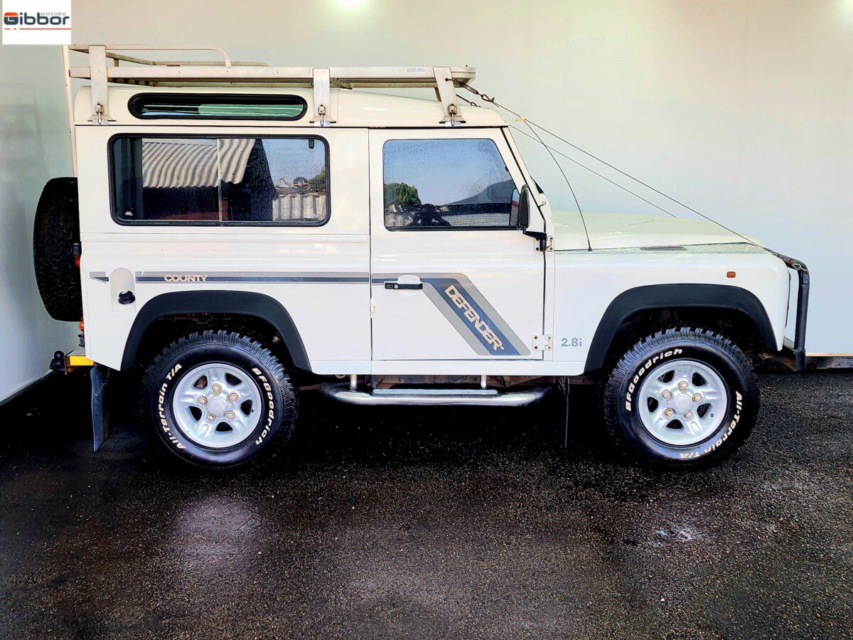 1999 Land Rover Defender 90 2.8i CSW