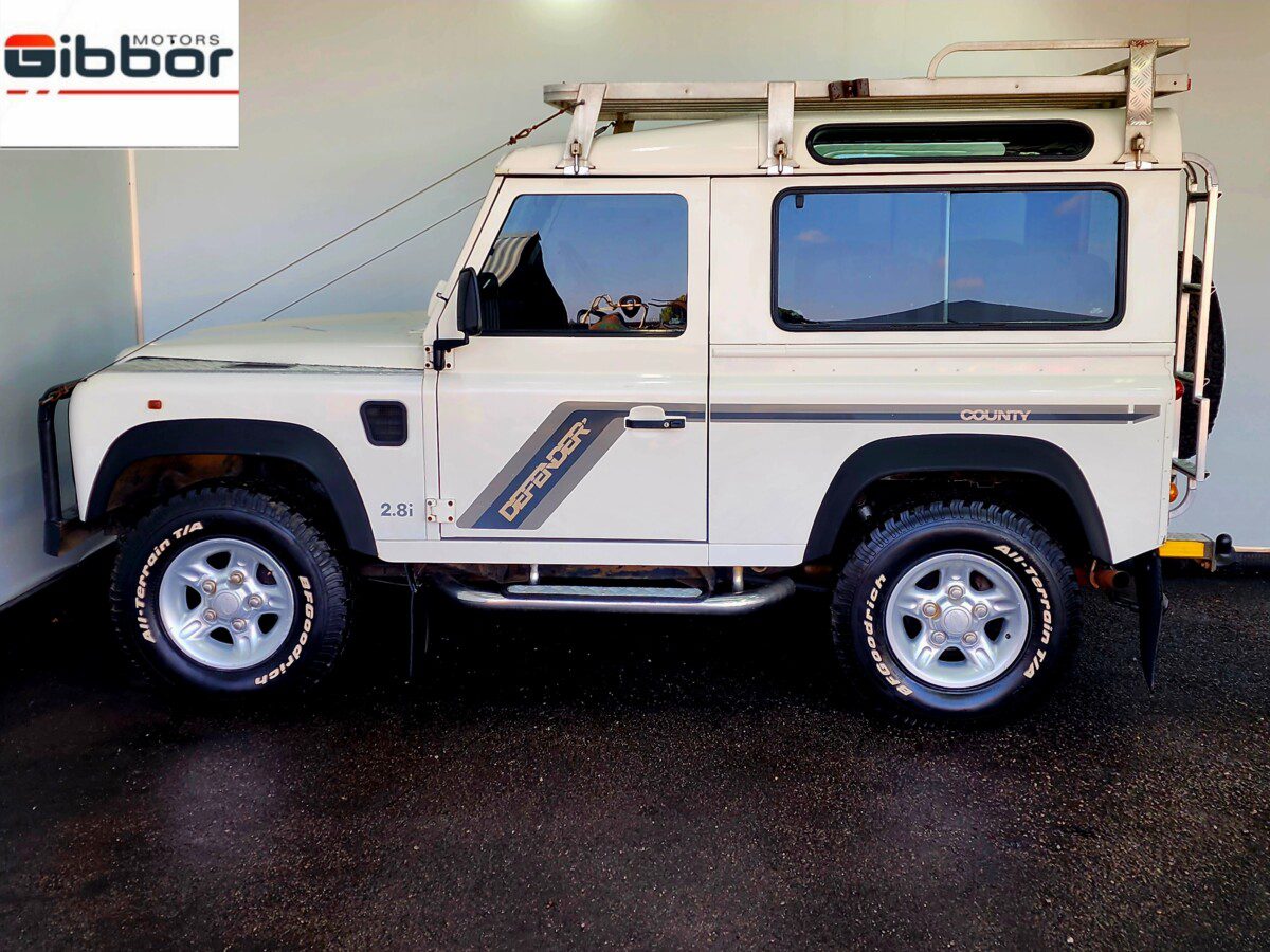 1999 Land Rover Defender 90 2.8i CSW