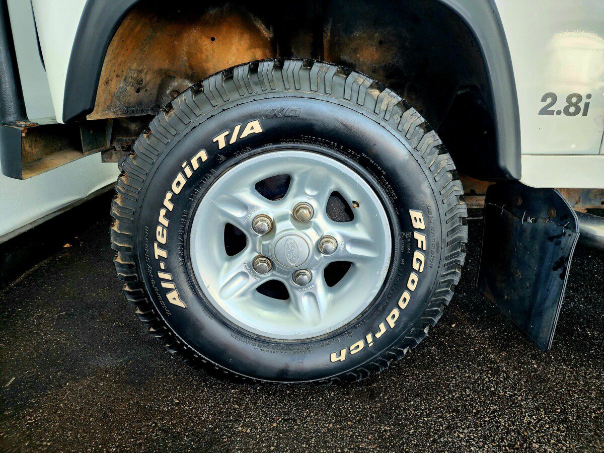 1999 Land Rover Defender 90 2.8i CSW