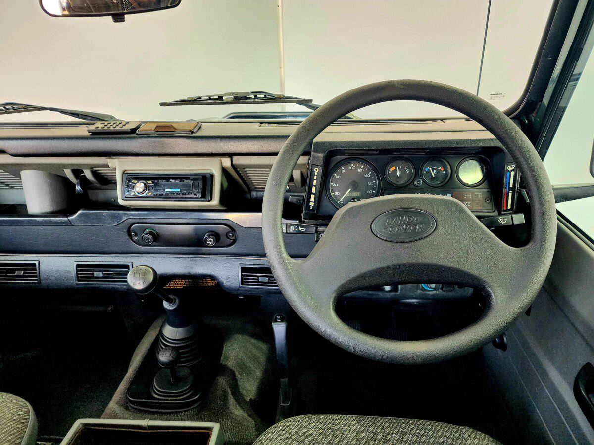 1998 Land Rover Defender 90 2.8i CSW