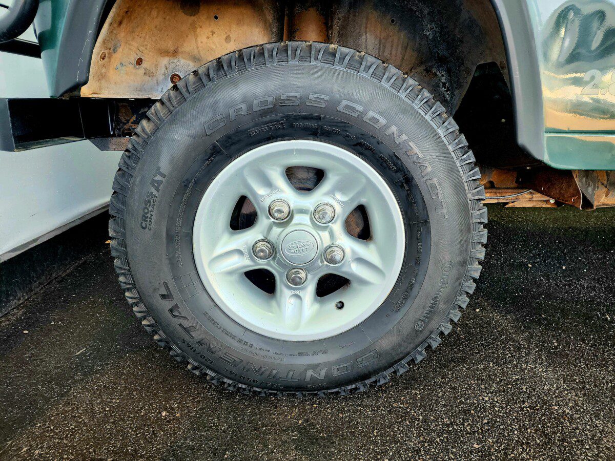 1998 Land Rover Defender 90 2.8i CSW