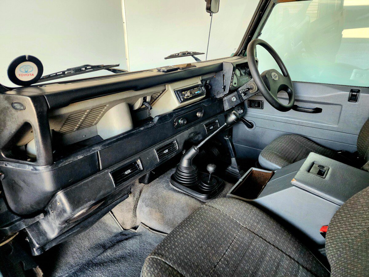 1998 Land Rover Defender 90 2.8i CSW