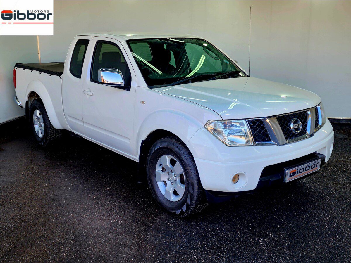 2013 Nissan Navara 2.5 dCi XE KingCab Single-Cab