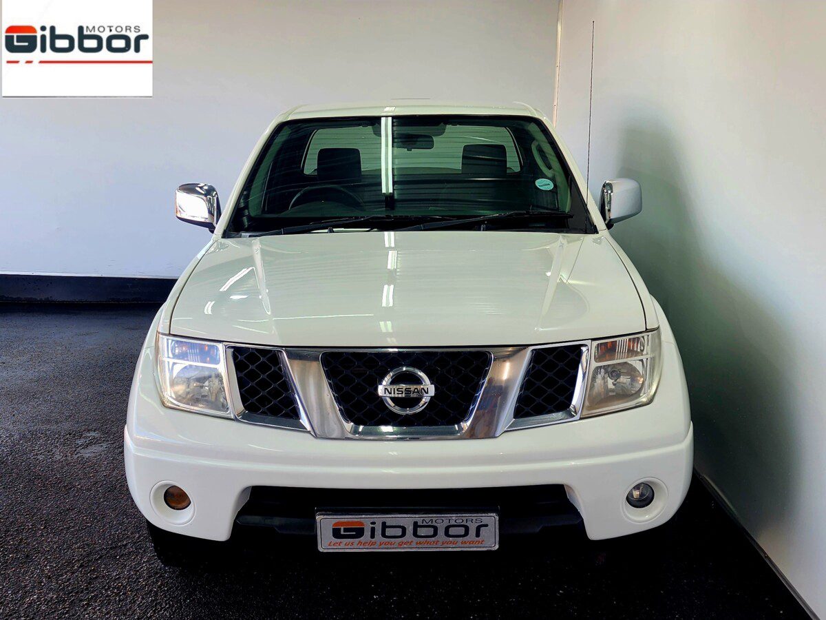 2013 Nissan Navara 2.5 dCi XE KingCab Single-Cab