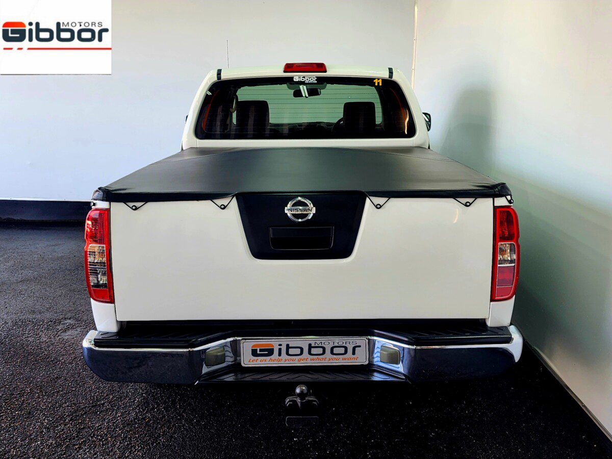 2013 Nissan Navara 2.5 dCi XE KingCab Single-Cab