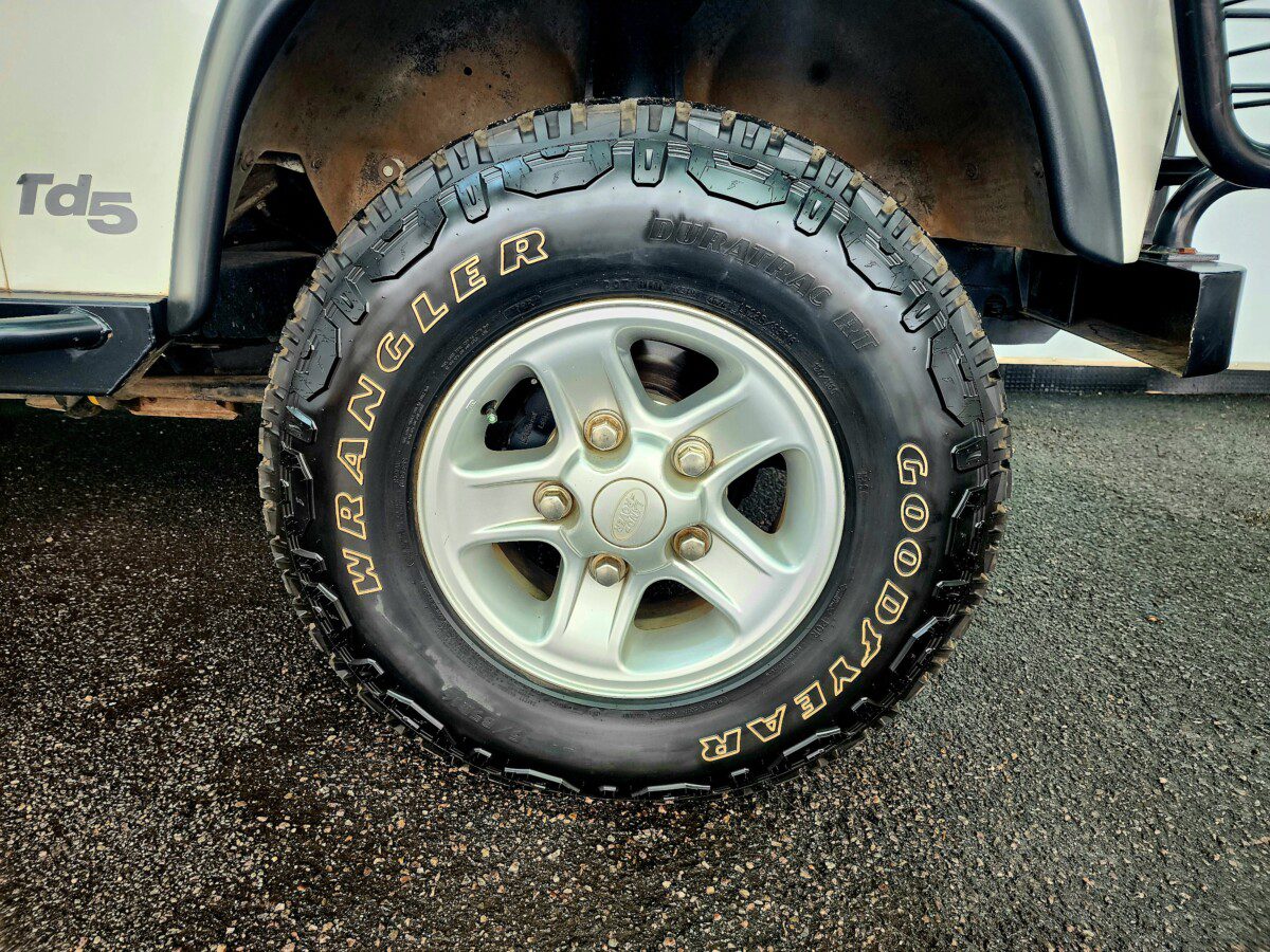 2000 Land Rover Defender 90 2.5 TD5 CSW
