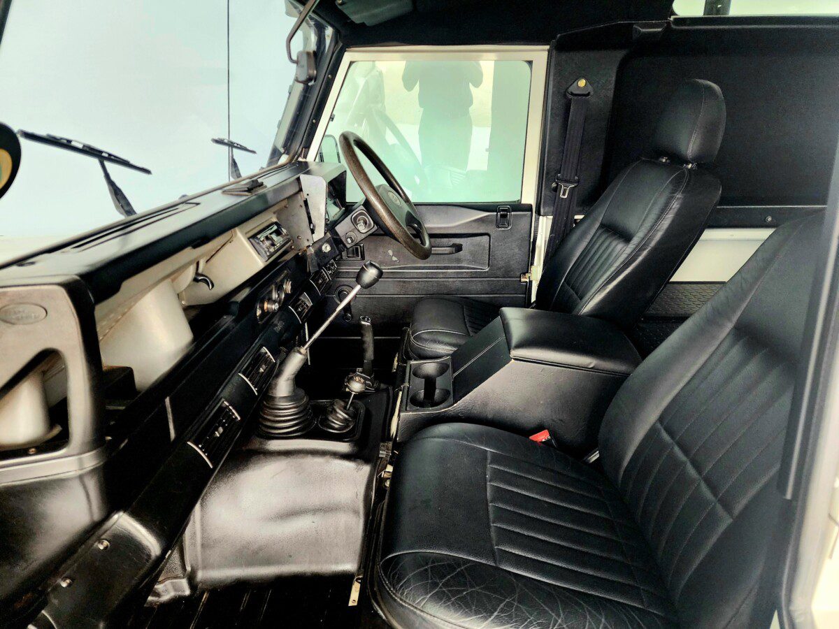 2000 Land Rover Defender 90 2.5 TD5 CSW