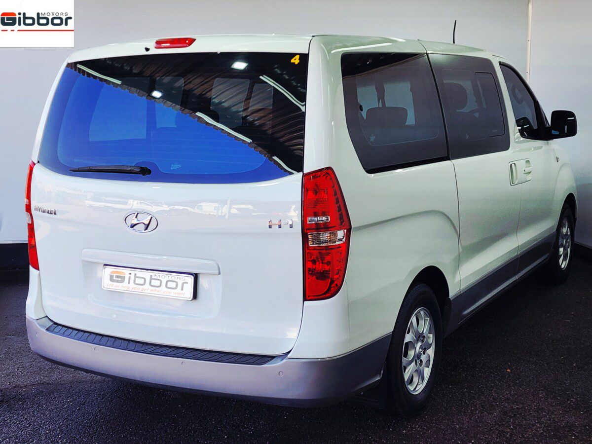 2015 Hyundai H-1 2.5 CRDi VGT Wagon Auto