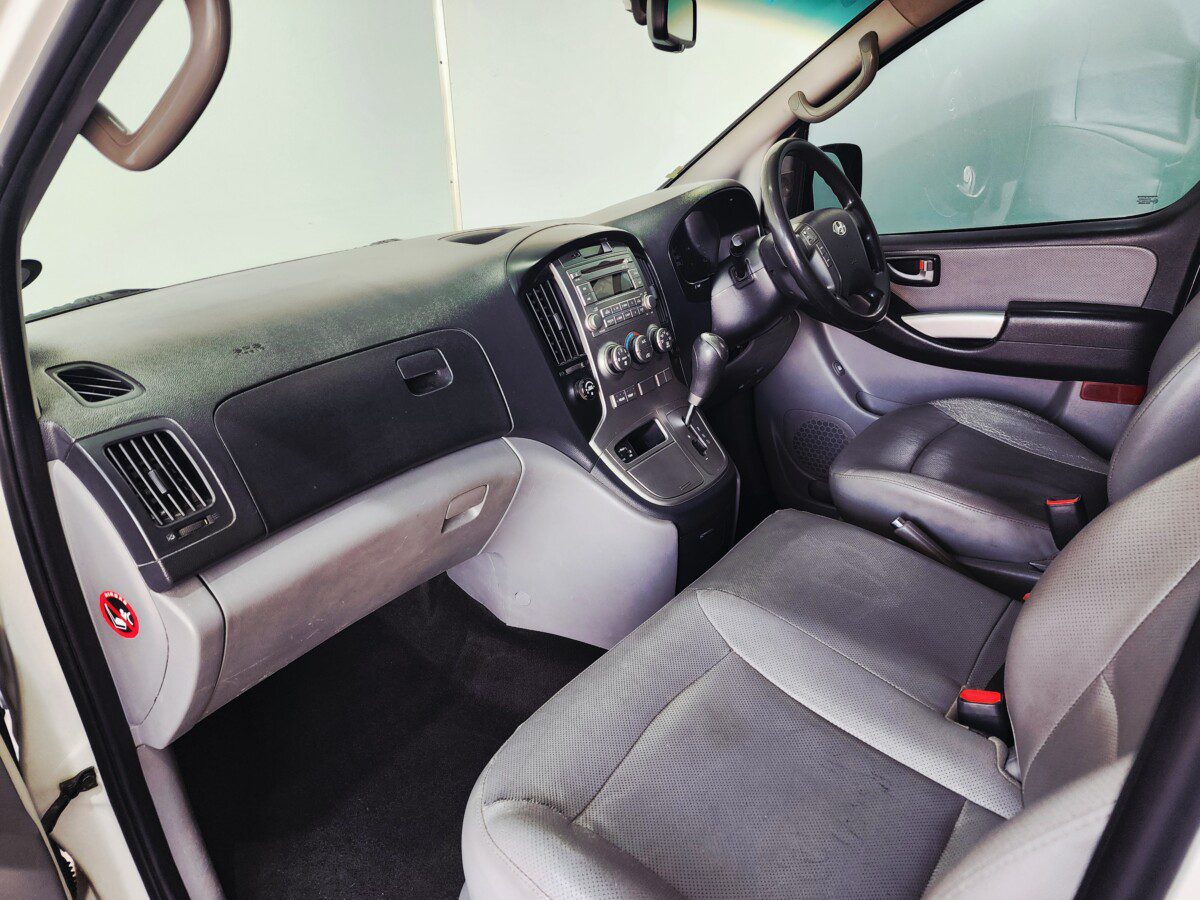 2015 Hyundai H-1 2.5 CRDi VGT Wagon Auto