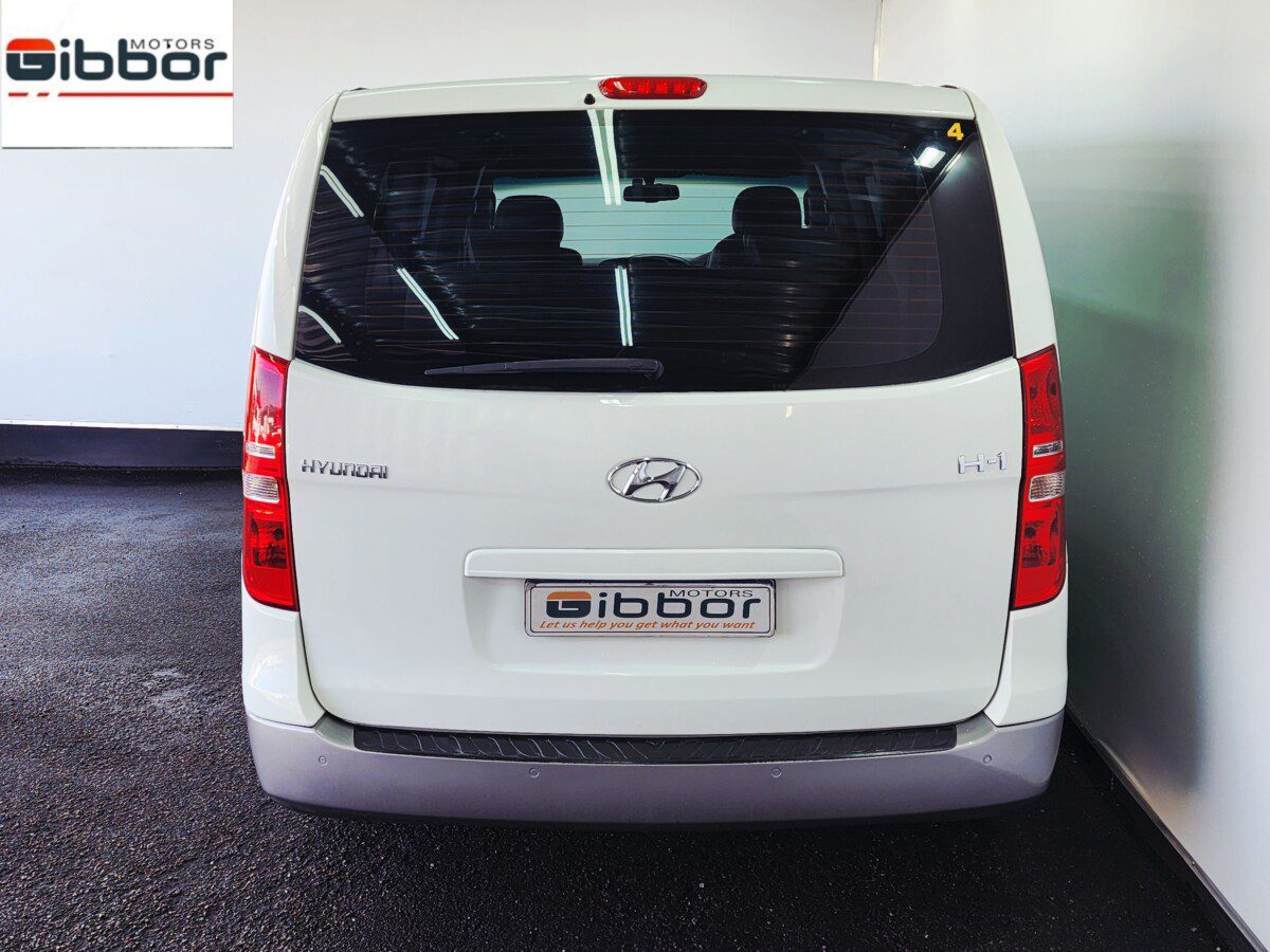 2015 Hyundai H-1 2.5 CRDi VGT Wagon Auto